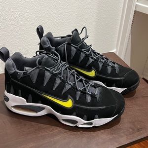 Men’s Nike Air NM
